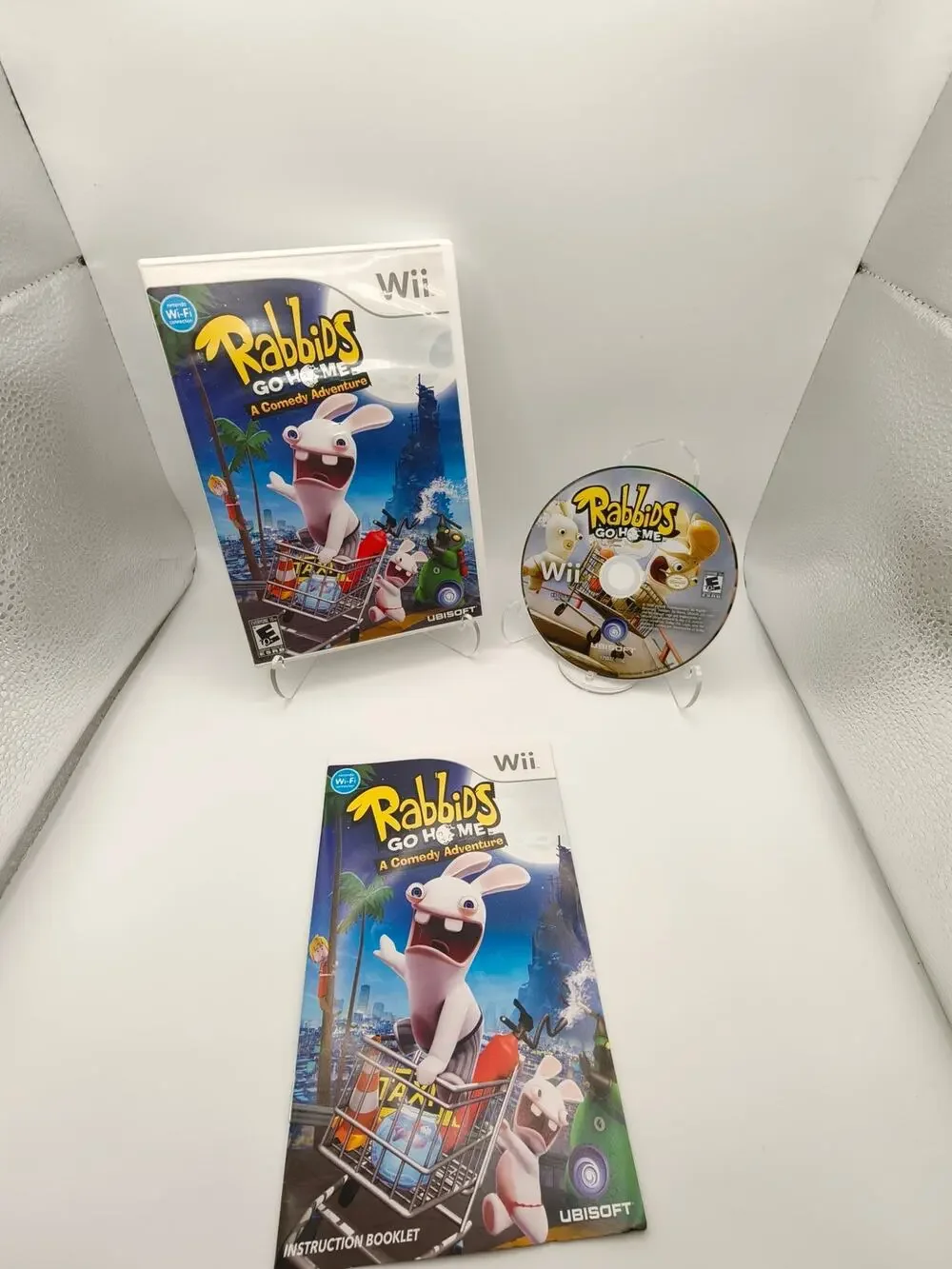 Rabbids Go Home Comedy Adventure Nintendo Wii CIB Manual